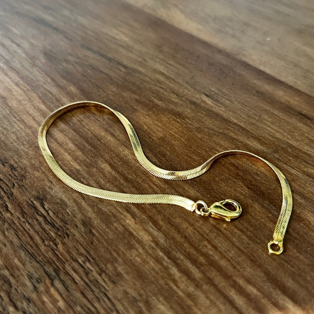 Elegant Gold Anklet